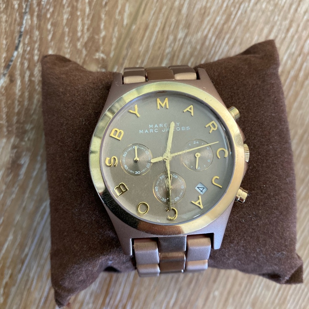 Beautiful Marc jacobs Womens watch.